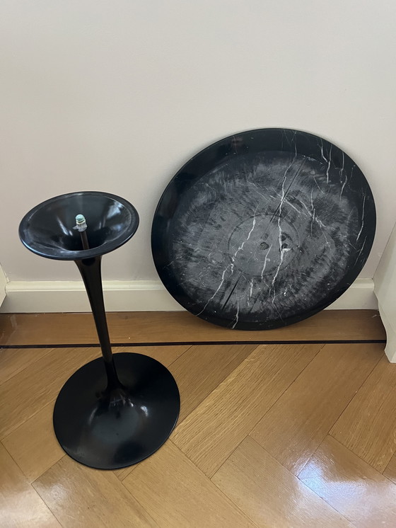 Image 1 of Marmeren tulip bijzettafel Saarinen Knoll