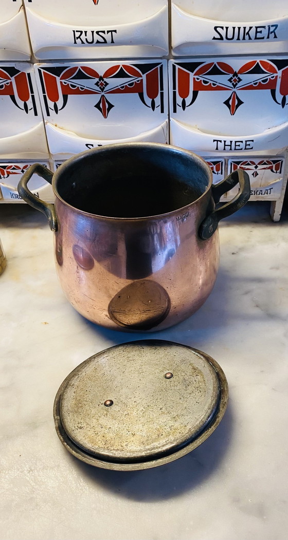 Image 1 of Maggi soup pot