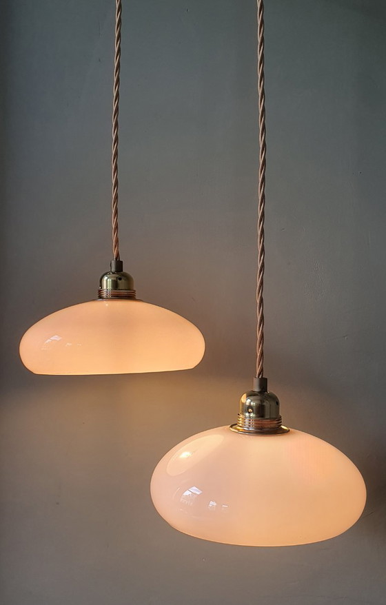 Image 1 of Set di 2 lampade a sospensione Art Deco vintage in opalino rosa pastello