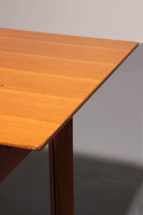Image 1 of Walnussschreibtisch des italienischen Architekten, Gianfranco Frattini für Bernini 1950 