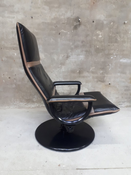 Sillón giratorio Artifort Mikado 720 - cuero