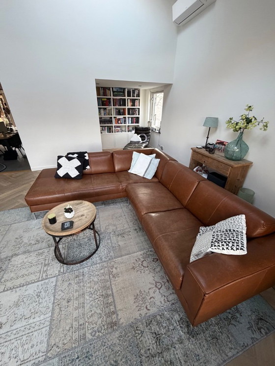 Image 1 of Design on Stock Bank Leer 