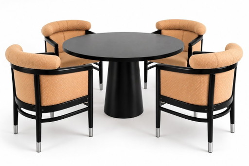 Thonet