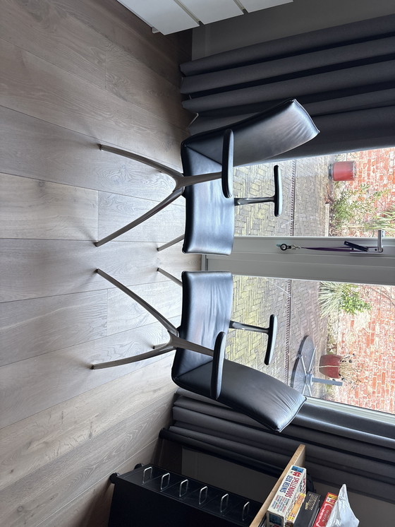 Image 1 of Eetkamer stoelen zwart leer/chroom 2x