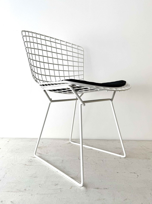 Harry Bertoia, 1970 The Wire Chair modèle 420 pour Knol International.