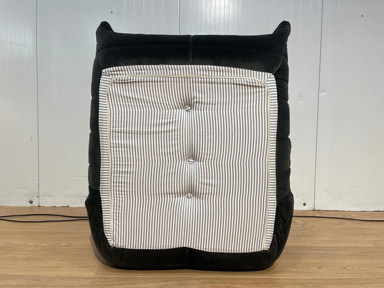 Image 1 of Ligne Roset Togo 1 zit + Poef Svezia