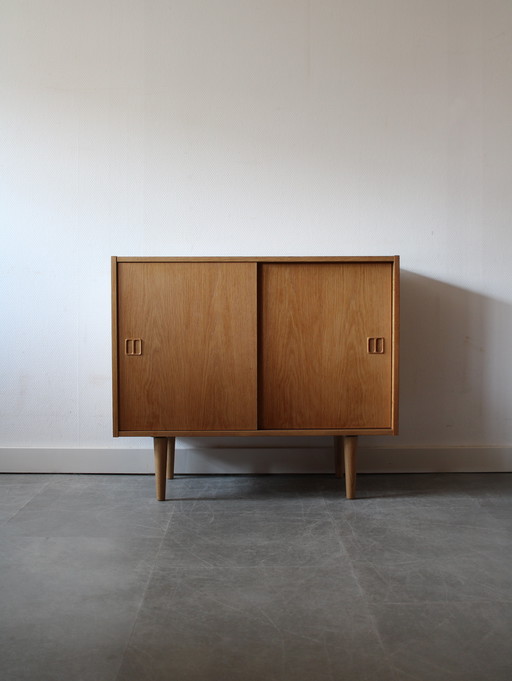 Vintage Danish sliding door cabinet in oak