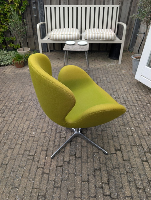 Poltrona vintage Swan in stile Arne Jacobsen – Verde – Base girevole in alluminio – fauteuils, Textile (photo 2 of 13)