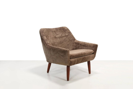Danish design armchair in brown faux sheepskin – Scandinavian (photo 5 of 6)