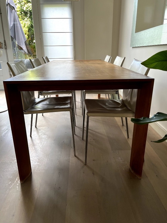 Image 1 of Arco Design Tisch in Nussbaum, 240cm lang, 90cm breit, 75cm hoch, gebraucht