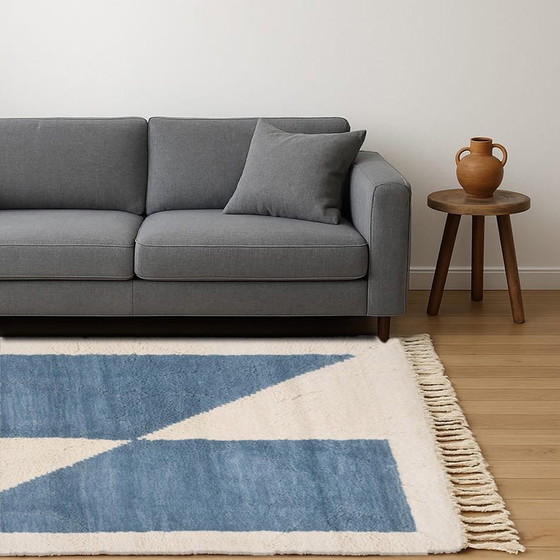 Image 1 of Blauw Berber tapijt, handgeweven, ambachtelijke stijl, afmeting 150/250 cm