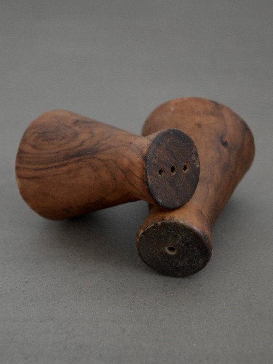 Image 1 of Vintage houten zout- en peperstrooier, Scandinavisch/brutalistisch/mid-century/jaren 60 design
