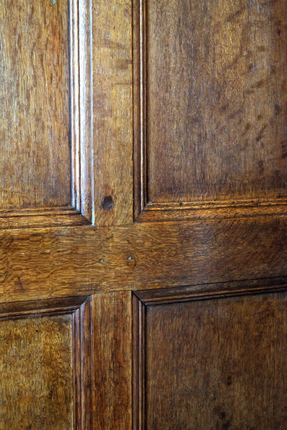 Image 1 of Armario de cojines de Gelderland, hacia 1650/ Gelderland Cushion Cabinet, 1650