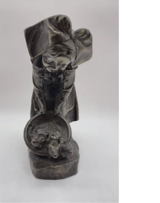 Image 1 of Albert Schultz “La ragazza delle oche” Scultura galvanica (finitura in bronzo) – Strasburgo intorno al 1900