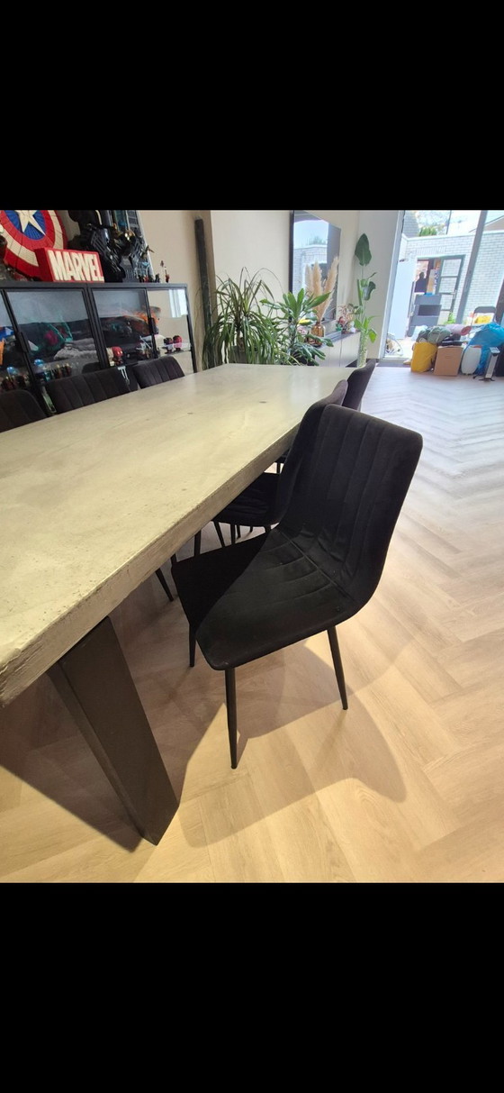 Image 1 of Tavolo da pranzo più 6 sedie da pranzo