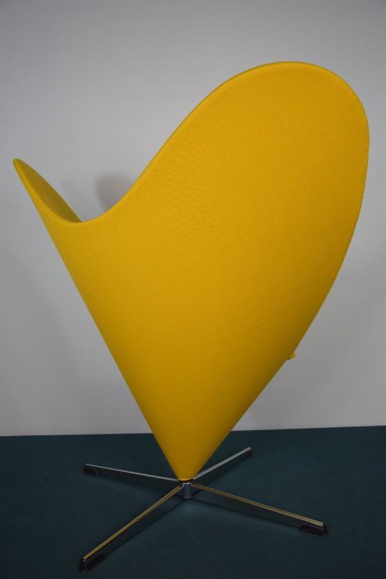 Image 1 of Sedia Heartcone di Verner Panton (Vitra)