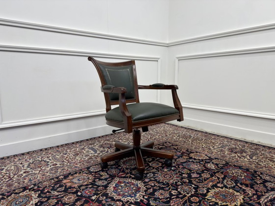 Classic English Chesterfield Office Chair Green Leather – Metal (photo 7 of 7)