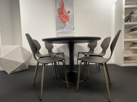 Image 1 of Leolux Pode Chiba Chairs Pure