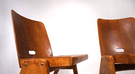 Image 1 of Set di due sedie da pranzo impilabili in compensato, 1960