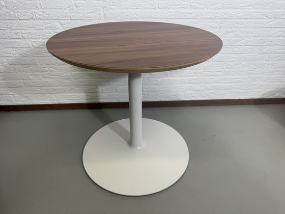 Image 1 of Artifort circle 80 cm diameter  