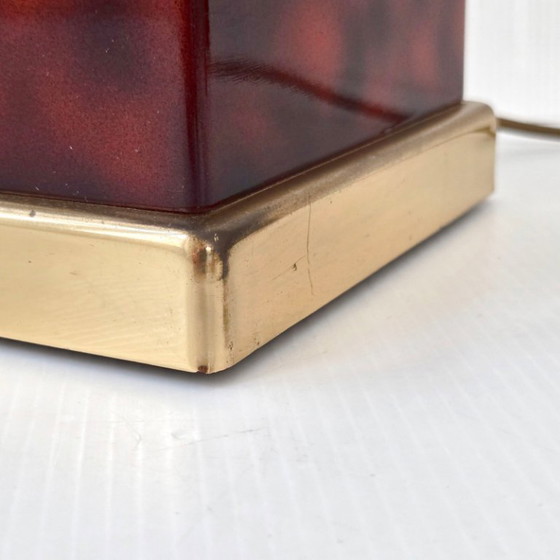 Image 1 of Vintage lamp uit de jaren 70 van Jean-Claude Mahey, uitgevoerd in schildpadkleurig metaal en verguld messing.