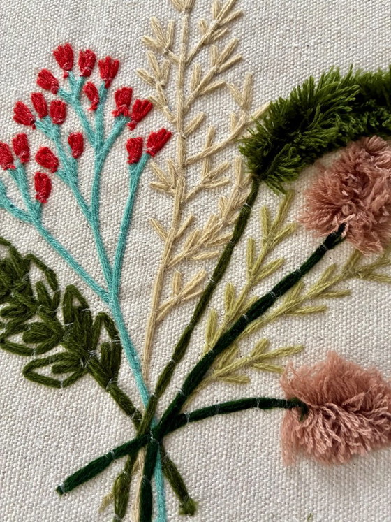 Decorative embroidery on hoop – Amadeus France, Wall decoration, Canvas (photo 3 of 6)
