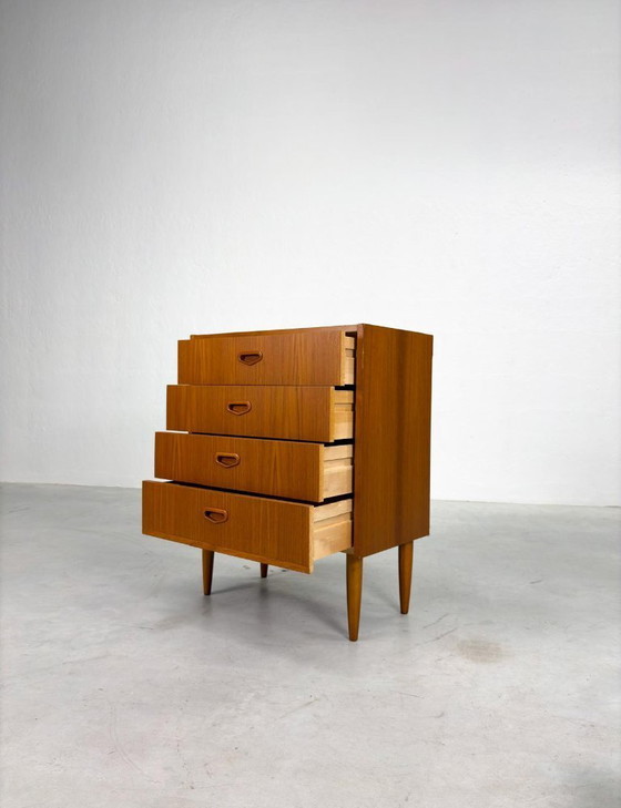 Image 1 of Lage Mid-century Ladekast van Musteringg