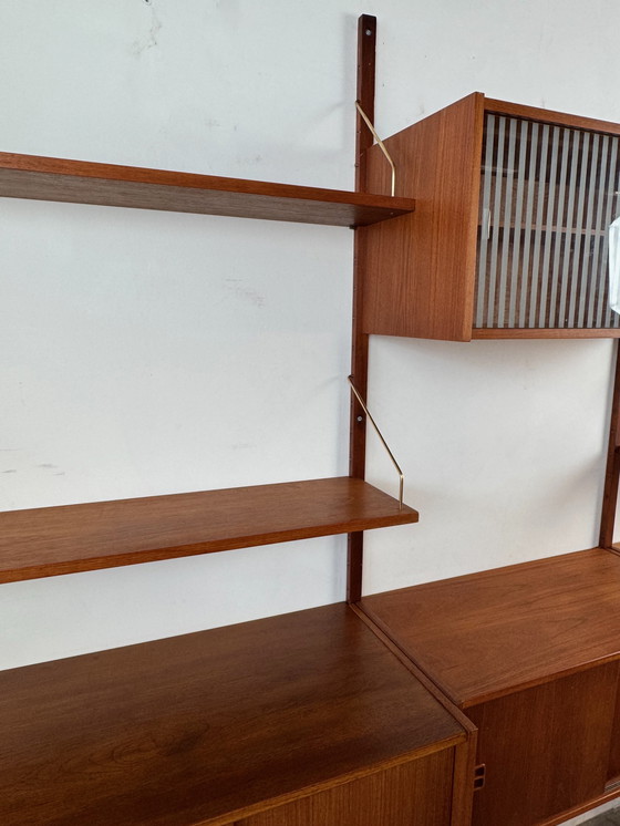 Image 1 of Sistema di pareti in teak danese: design scandinavo senza tempo