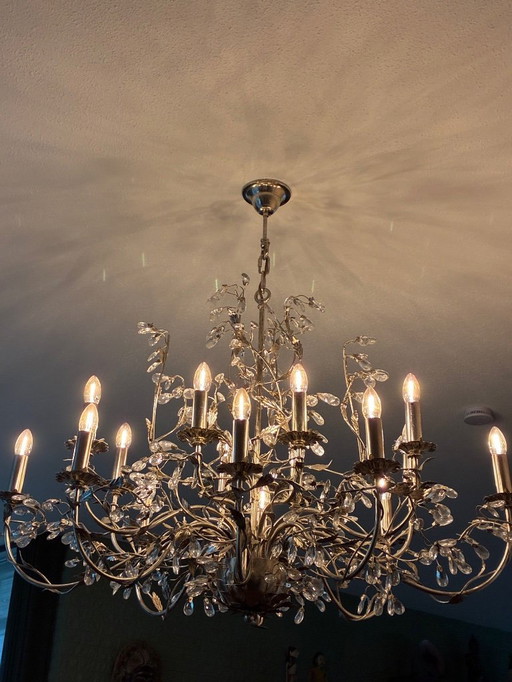 Chandelier with 16 fittings (E14) + LED lights
