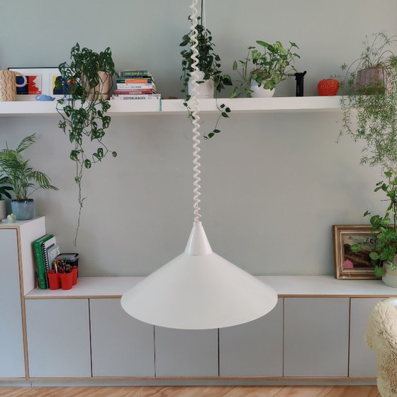 Image 1 of Witte t710 trekpendellamp, model heksenhoed