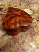 Scatola a forma di cuore - legno di radica di tuia
