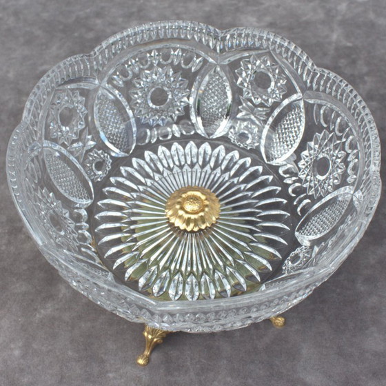 Image 1 of Mid century glas cutted fruit bowl brass colored ornate legs onyx centerpiece