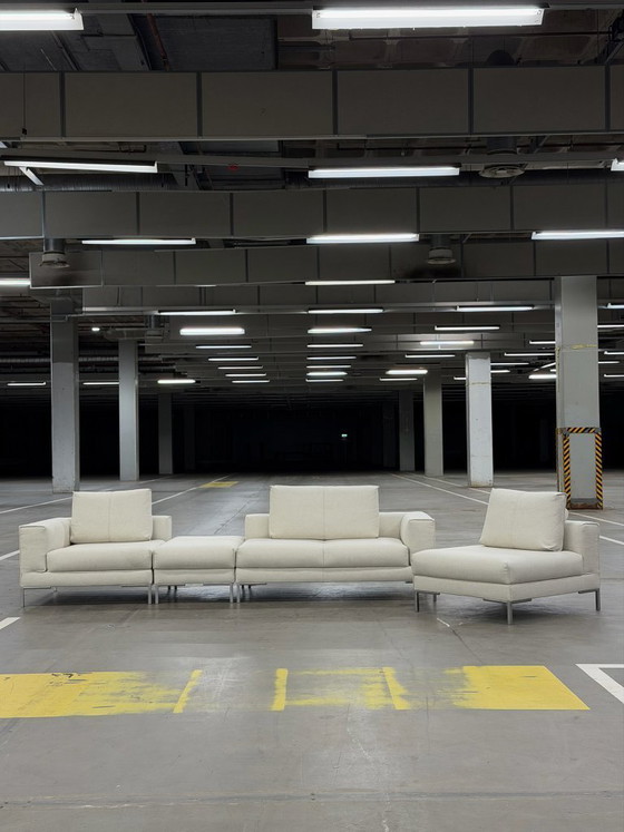 Image 1 of Design sur Stock Aikon Lounge