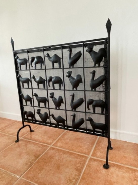 Image 1 of Parascintille in ferro battuto a forma di animale, stile Atelier Marolles, Francia, 1950