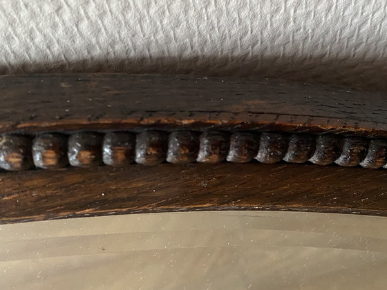 Image 1 of Grote ovale houten antieke spiegel 