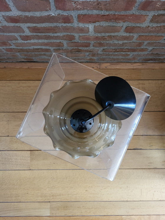 Image 1 of Lampada a sospensione vintage in opalina con pieghe in massiccio marrone