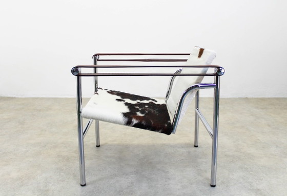Lc1 Chair Le Corbusier Cassina Charlotte Perriand Seats I, Dining chairs, Metal, Leather, White (photo 12 of 12)