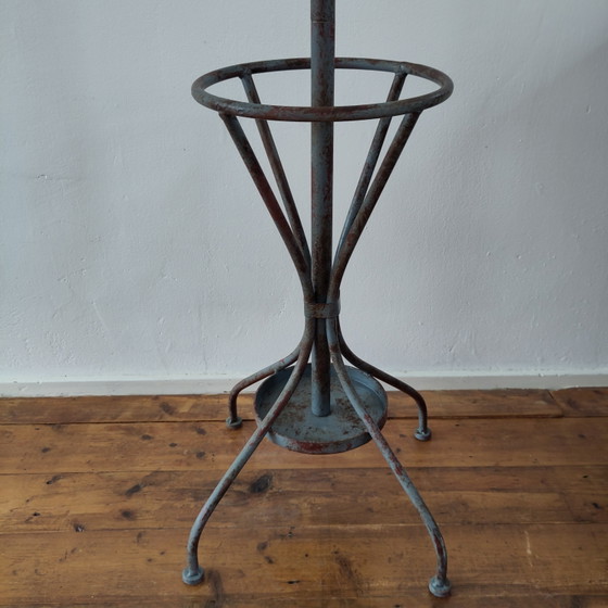 Image 1 of Metalen staande kapstok