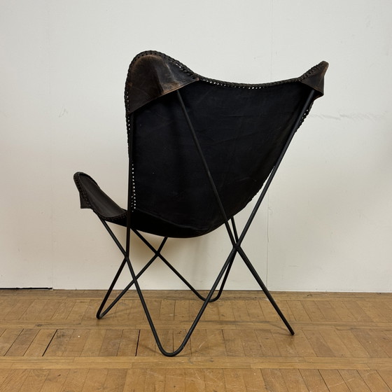 Image 1 of 2x Butterfly Vintage Leather Chairs 1990s