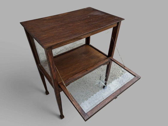 Mobiletto da tè antico, vetrina, tavolino da vino, mobile bar whisky, dimensioni: 58x37cm e 75cm di altezza. (photo 4 of 5)