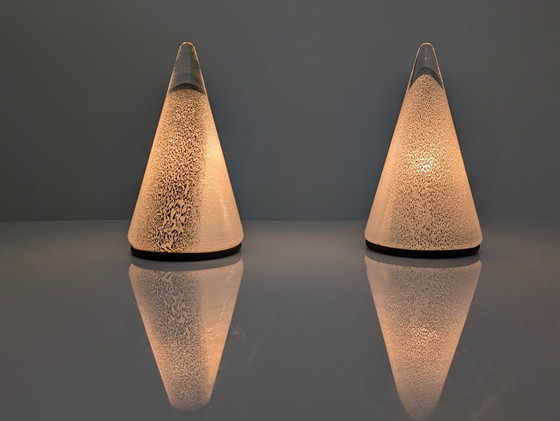 Image 1 of Par de lámparas de mesa cónicas de cristal de Murano italianas, década de 1980