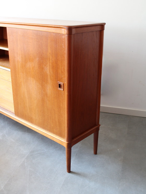 Image 1 of Vintage Deens highboard door H.W. Klein voor Bramin