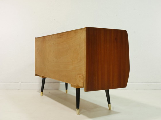 Image 1 of Credenza vintage, anni '60, Germania - impiallacciatura di mogano e betulla