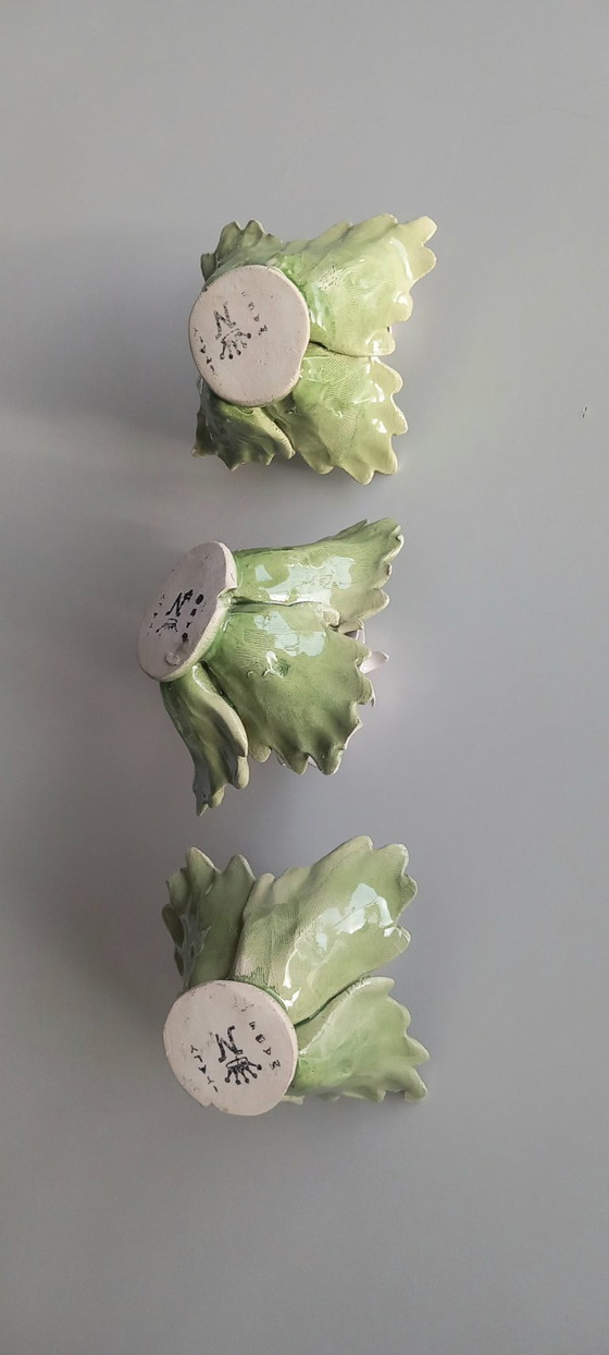 Image 1 of Italiaanse keramische bloemornamenten - set van 3 - Mid-century decor