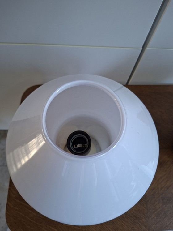 2x Lampada Fungo, bianca, anni '80 - Vetro Bianco – Lampade da tavolo (photo 8 of 11)