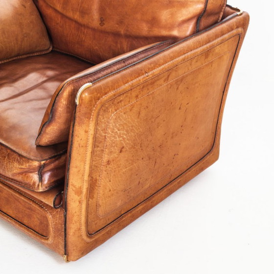 Fauteuil Club Vintage de Roche Bobois. Cuir de buffle camel. France, années 1980. – Leather (photo 13 of 19)
