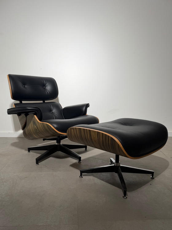 Eames Lounge Chair & Ottoman Replika – Palisander-Finish – Sessel (photo 4 of 10)