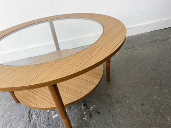 Image 1 of Mid Century Modern Runder Couchtisch von Schreiber
