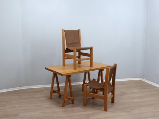 Schreibtisch aus massivem Buchenholz mit Lederstühlen, Italien 1970