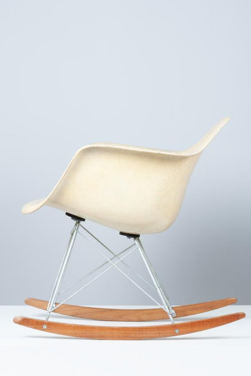 Rocking Chair Eames Zenith
